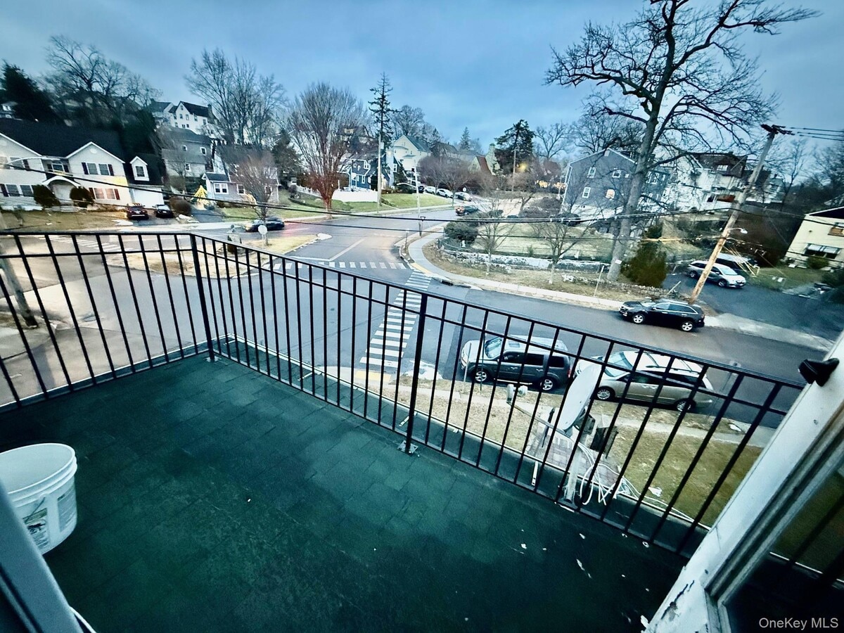 Photo - 101 Haseco Ave