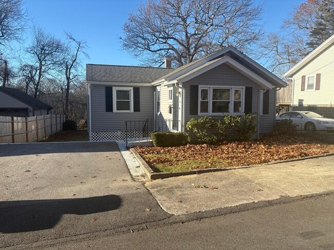 Photo - 16 Orleans Rd