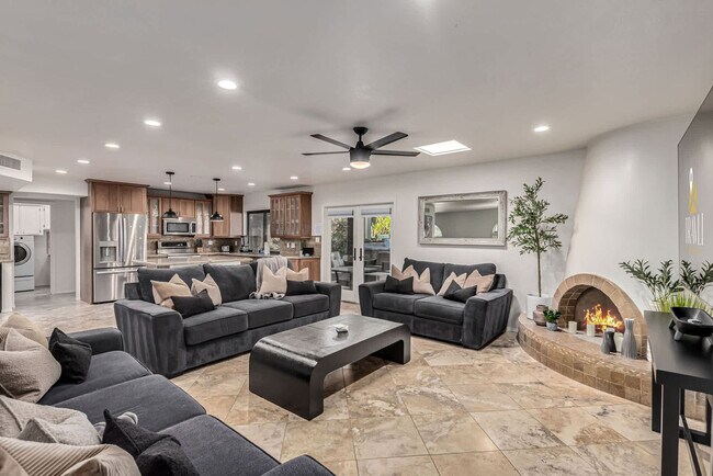 5826 E Waltann Ln Unit SI ID1558686P