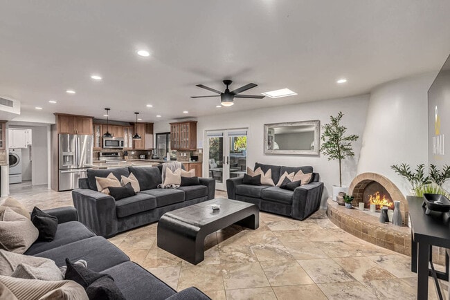 Photo - 5826 E Waltann Ln Unidad SI ID1558686P