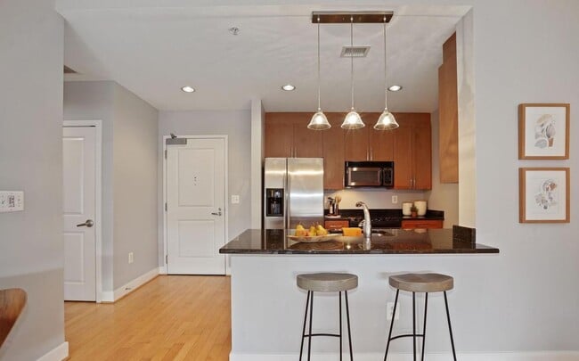 Photo - Very Nice Apartment Steps to Tenleytown Me...