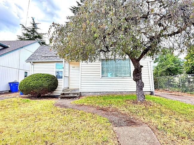 Photo - 905 NE 94th Ave