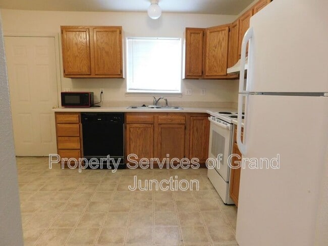 Photo - 434 Pendleton St Unit 3