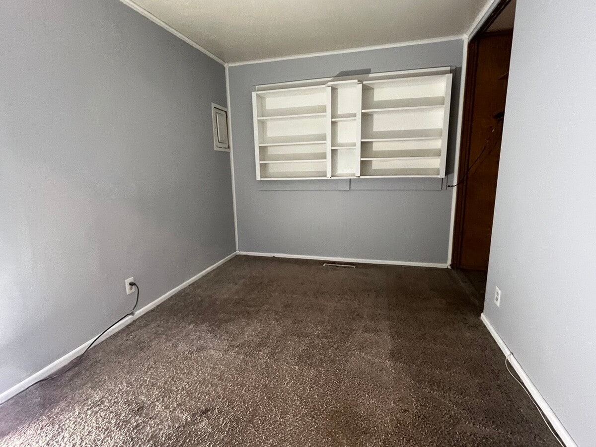 Photo - 2123 Covert Ave