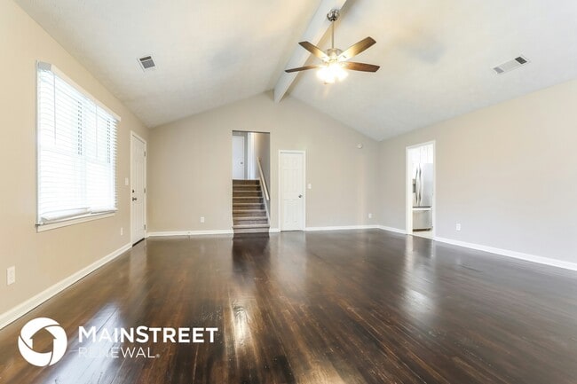 Photo - 245 Christy Ln