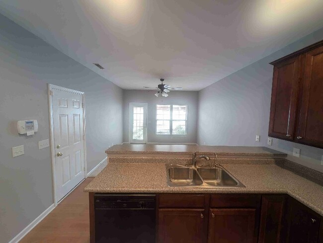 15554 Smithfield Dr