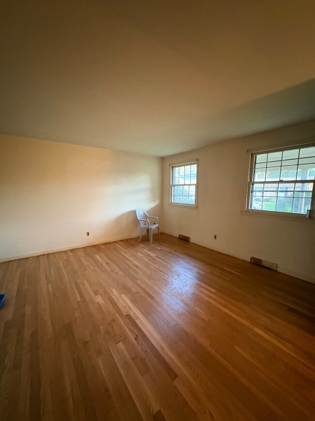 Photo - 1206 Burlington Dr