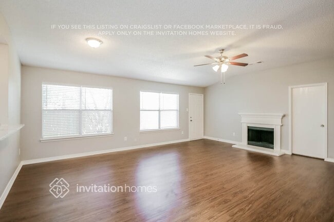 Photo - 645 Spillway Dr