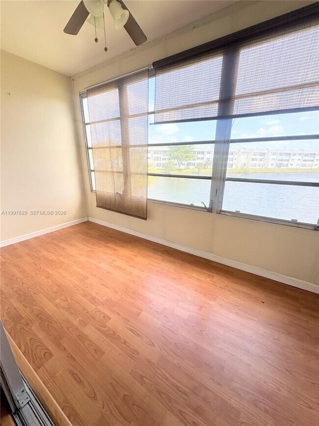 Photo - 8200 Sunrise Lakes Blvd Unit 207