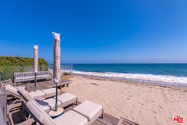 Photo - 23752 Malibu Rd