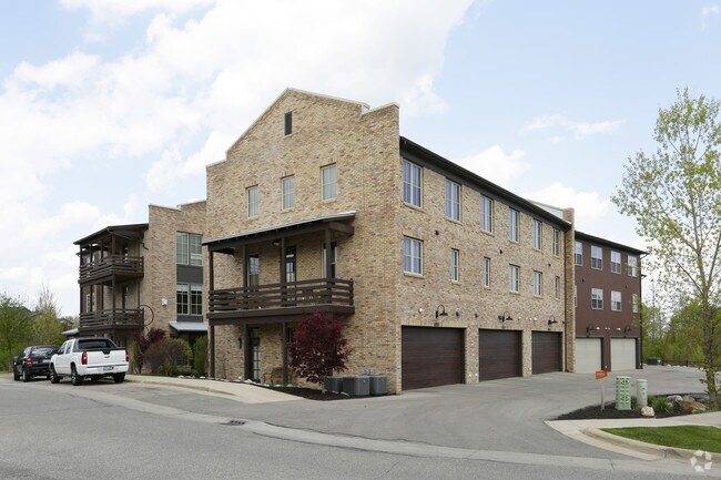 Photo - 2029 Celadon Dr NE Apartments