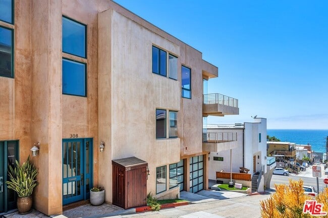 308 Gull St