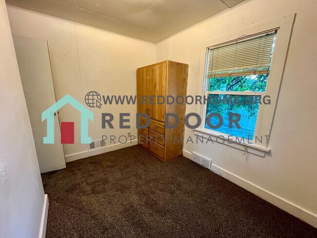 Photo - 1425 6th Ave S Unit A