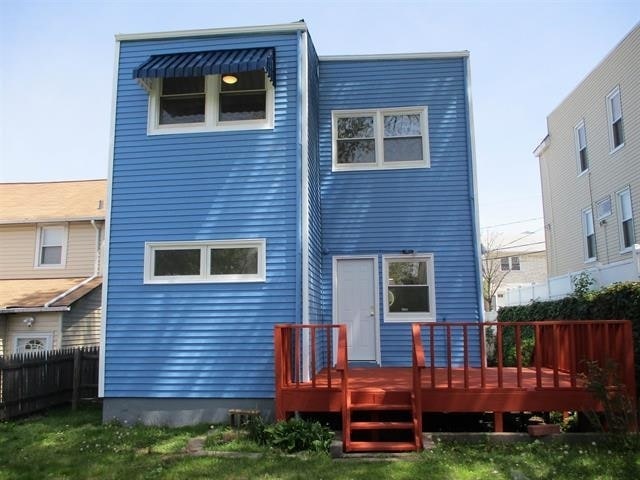 Building Photo - 1515 89TH St Unit 1