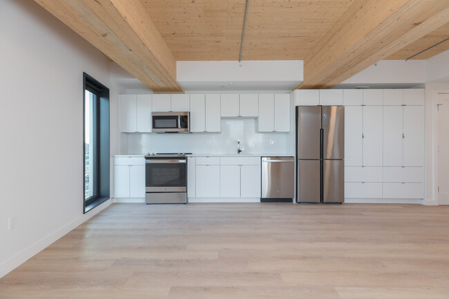 Photo - 1 E Lenox St Condo