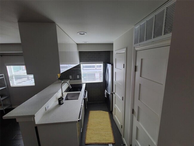 Photo - 3110 Red River St Unit 307