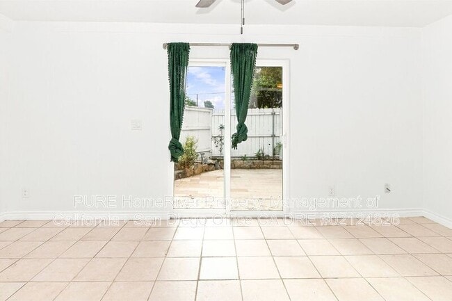 Photo - 636 Neptune Way