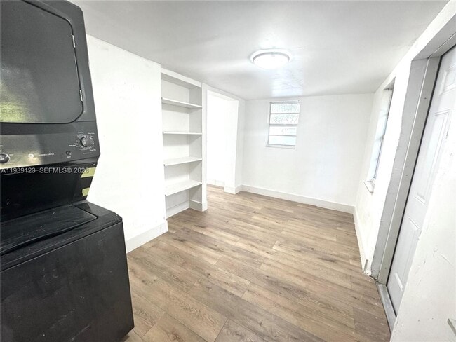 Photo - 411 NW 97th St