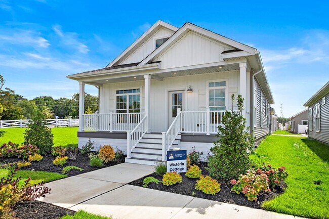 Photo - 1111 W Bay Ave