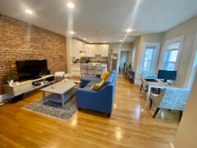 Photo - 18 Chandler St Unidad 2