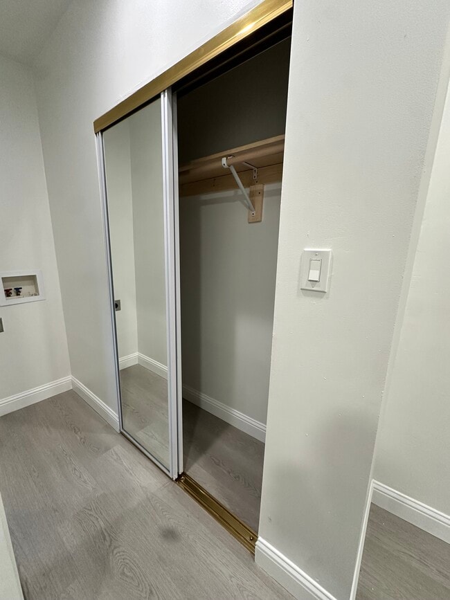 Photo - 1532 Woolsey St