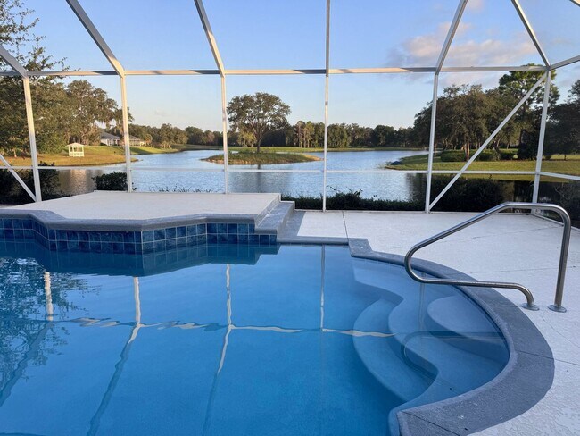 Photo - Lake Diamond Golf and County Club Pool Hom...