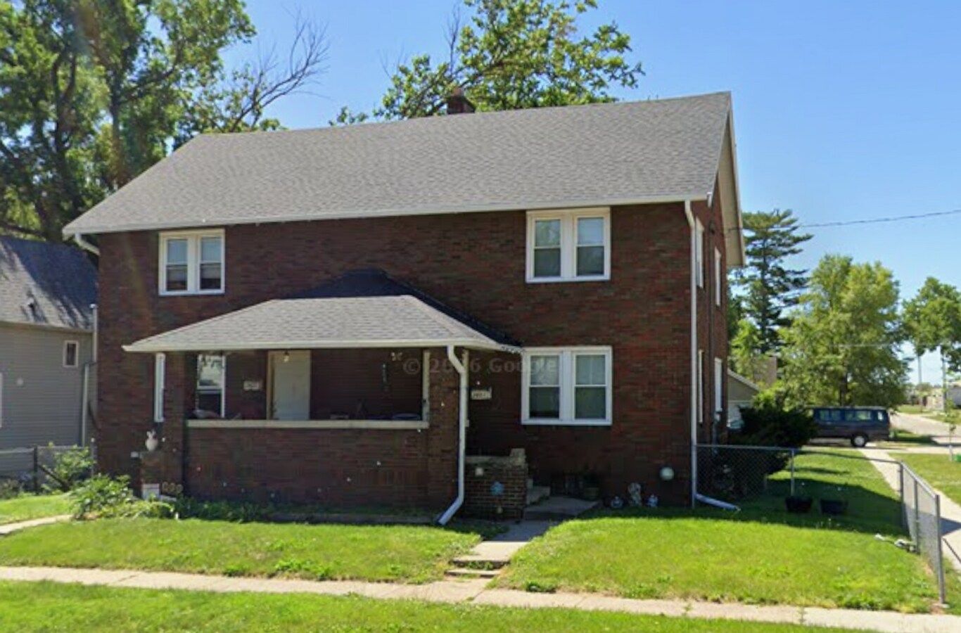 2601/2603 E Walnut Street - 2601/2603 E Walnut Street Unit 2603 E Walnut Street