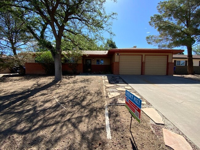 3 Bedroom Single Story Home Near Juan Tabo... - 3 Bedroom Single Story Home Near Juan Tabo...