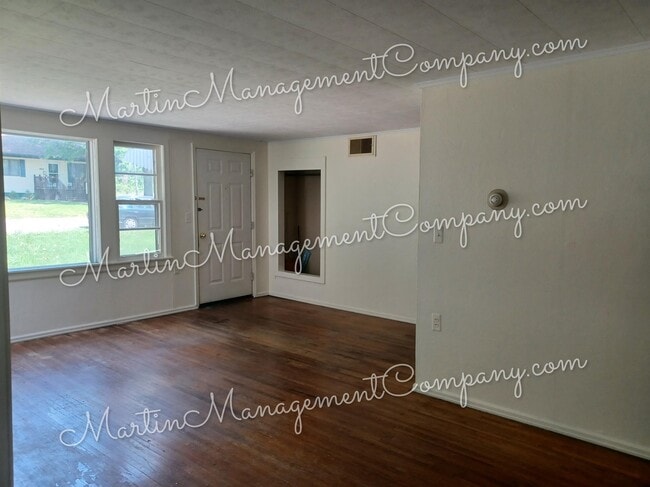 Photo - 1844 S Beacon Ave