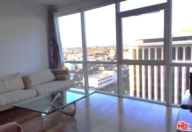 Photo - 3785 Wilshire Blvd Unit 1504