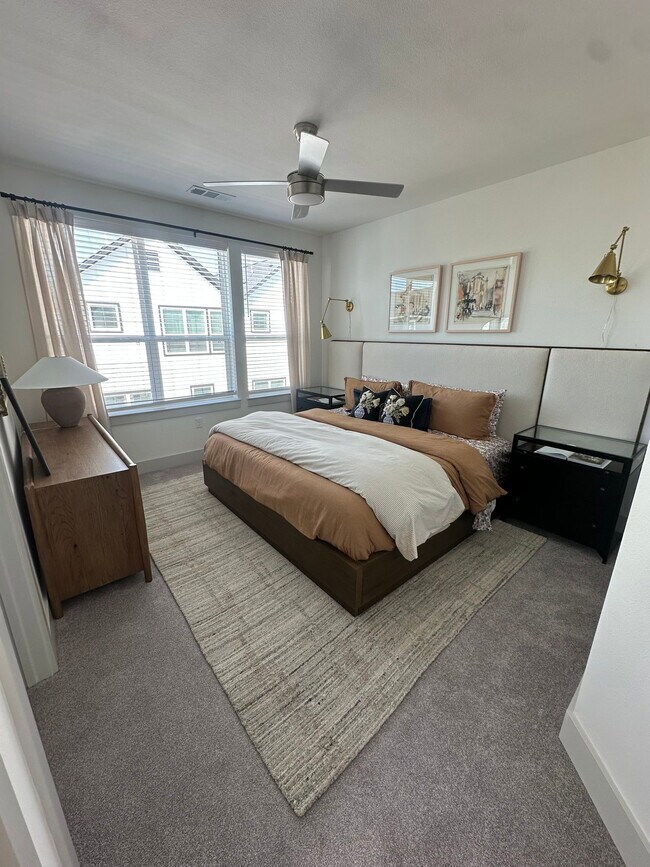Photo - 1110 Parker St