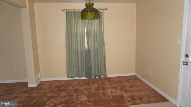 Building Photo - 8105 Legation Rd