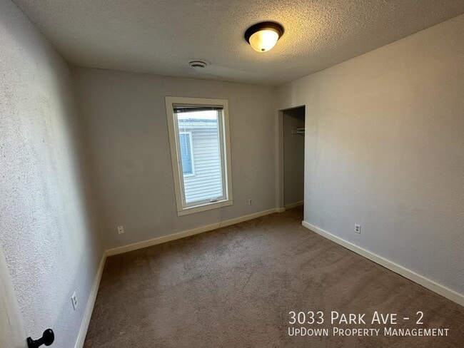 Photo - 3033 Park Ave Unit 2
