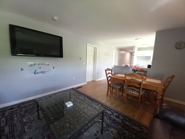 Dining Room/Living Room - 83 Mott Rd