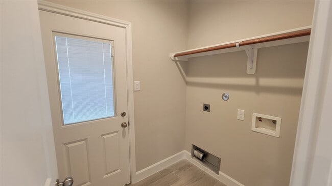 Photo - 11915 Nelwood St