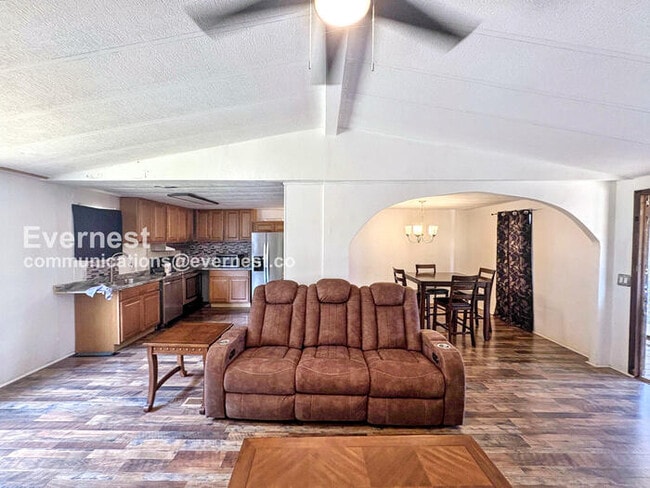 Photo - 141 Gordon Dr