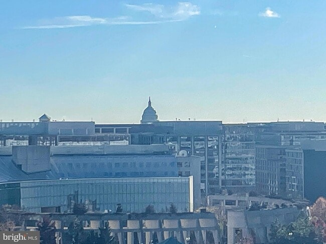 Building Photo - 1625 Eckington Pl NE Unit 610