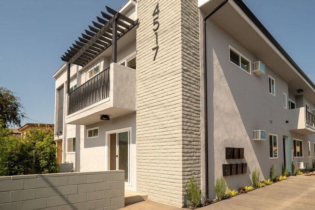 Photo - 4511-4517 Prospect Ave