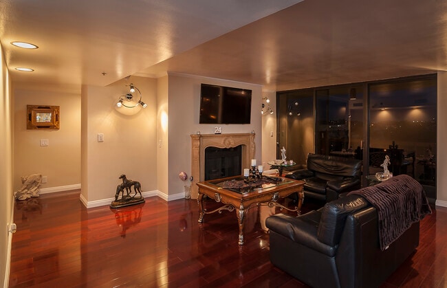 Photo - 222 Monterey Rd Unidad 403