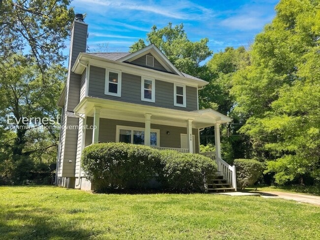 Photo - 838 Ridge Ave NW