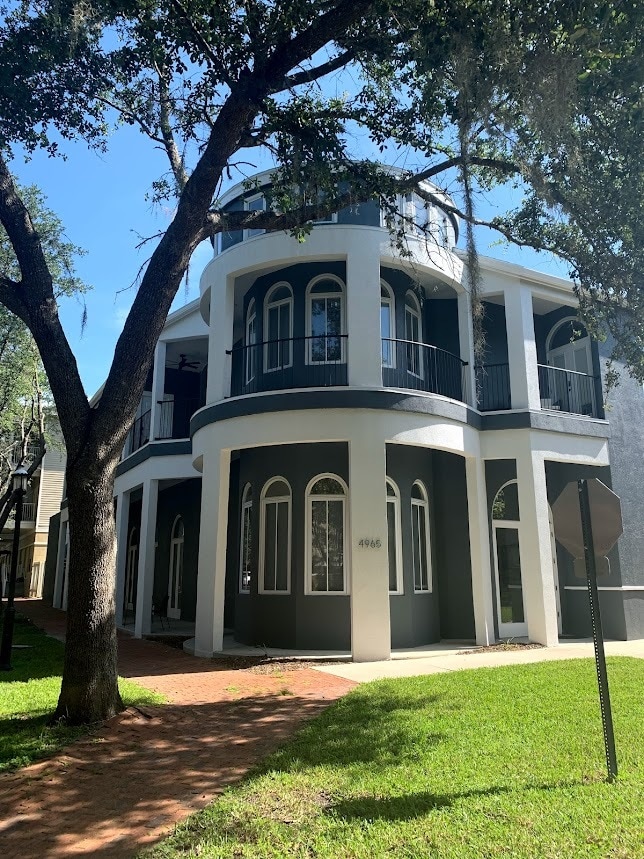 Vista frontal exterior - 4965 SW 91st Ter Unidad C