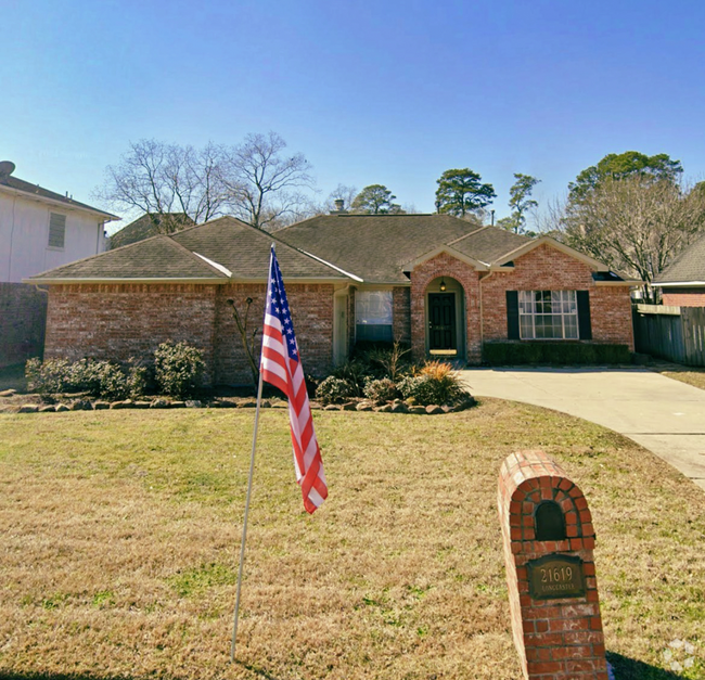 Building Photo - 21619 Long Castle Dr Rental