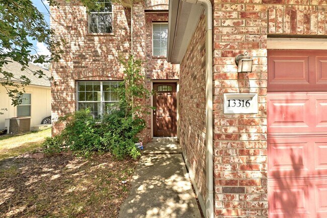 13316 Marie Ln