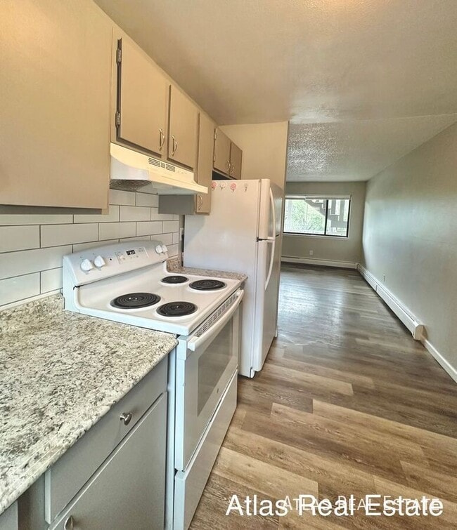 Building Photo - 2112 Friendship Pl Unit 2 Rental