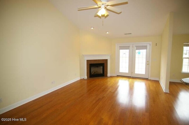 Photo - 3321 Langston Blvd