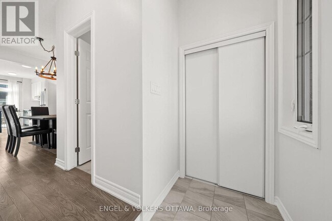 Photo - 705 Perseus Ave