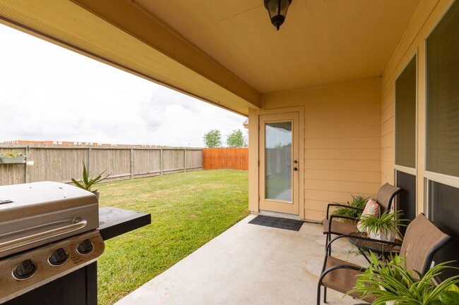 Photo - 7921 Pavo Real St