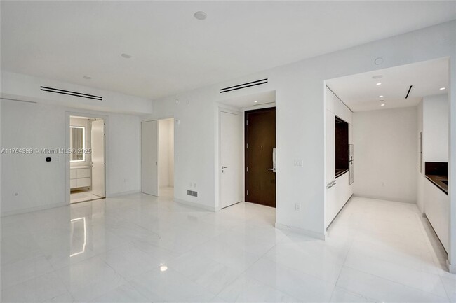 Photo - 300 Biscayne Blvd Way Condo Unit 505