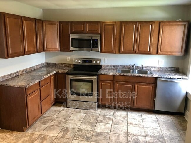 Photo - 230 Magazine St