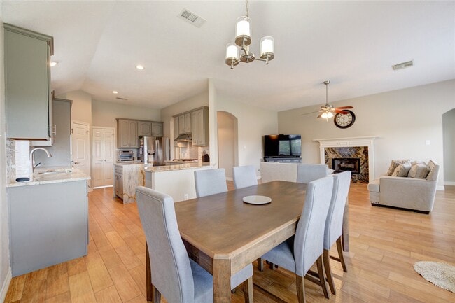 Photo - 1411 Pine Mills Dr